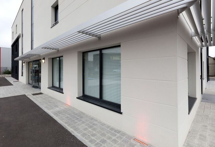 酒店 The Originals City, Hôtel Marnelavallée Est, Meaux