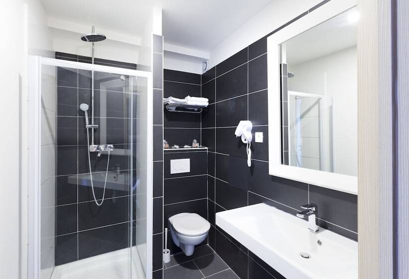 酒店 The Originals City, Hôtel Marnelavallée Est, Meaux