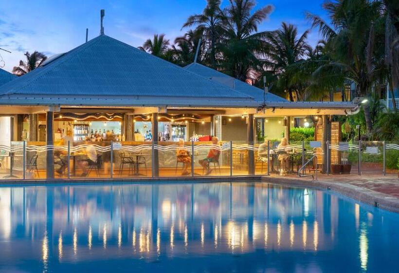 בית מלון כפרי The Resort At Dolphin Heads