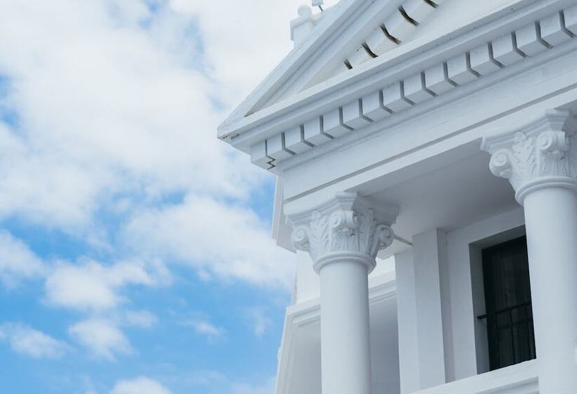 Hollywood Mirage   Excel Hotels & Resorts