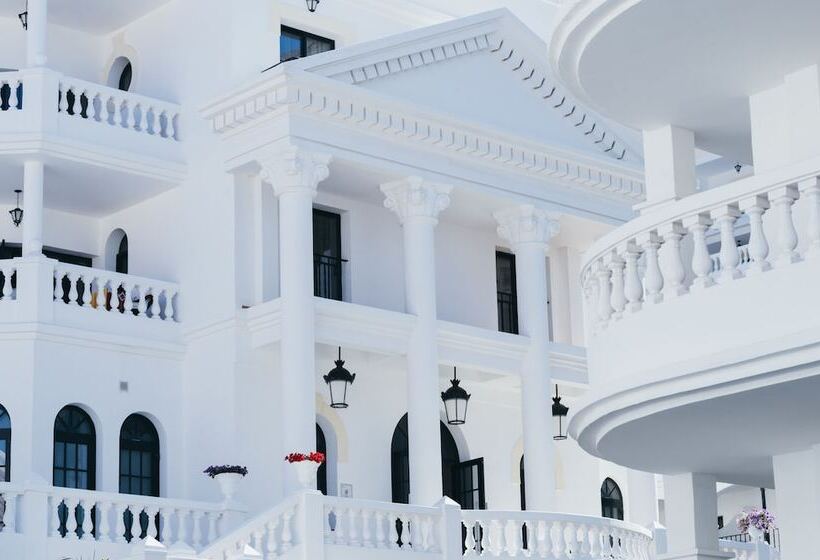 Hollywood Mirage   Excel Hotels & Resorts