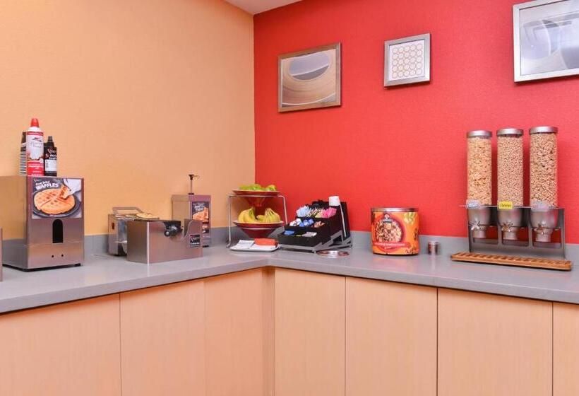 בית מלון כפרי Towneplace Suites By Marriott Huntsville West/redstone Gateway