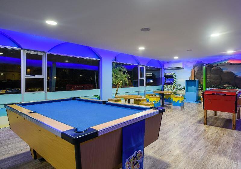 호텔 Umhlanga Cabanas