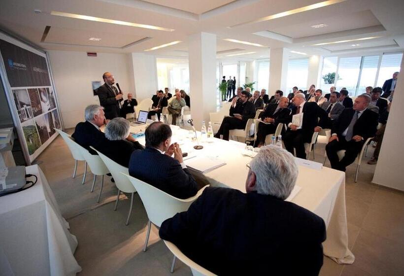 Отель Villa Del Mare Spa Resort