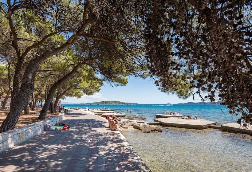 호텔 Villas Arausana & Antonina