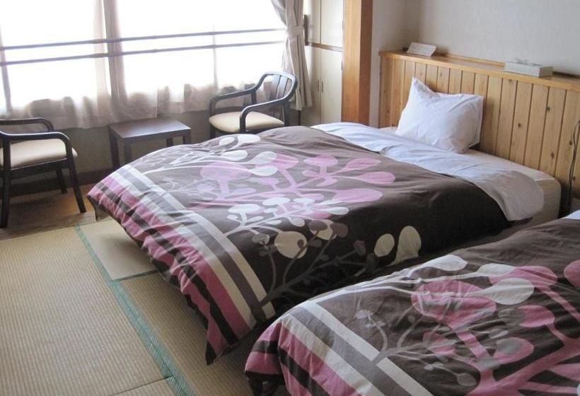 בית מלון כפרי Viva Nikko