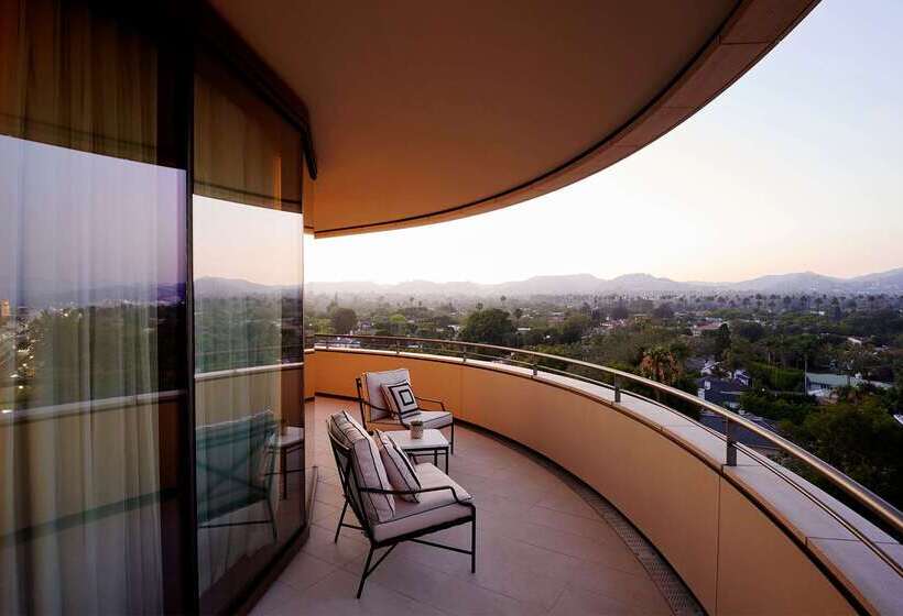 Отель Waldorf Astoria Beverly Hills