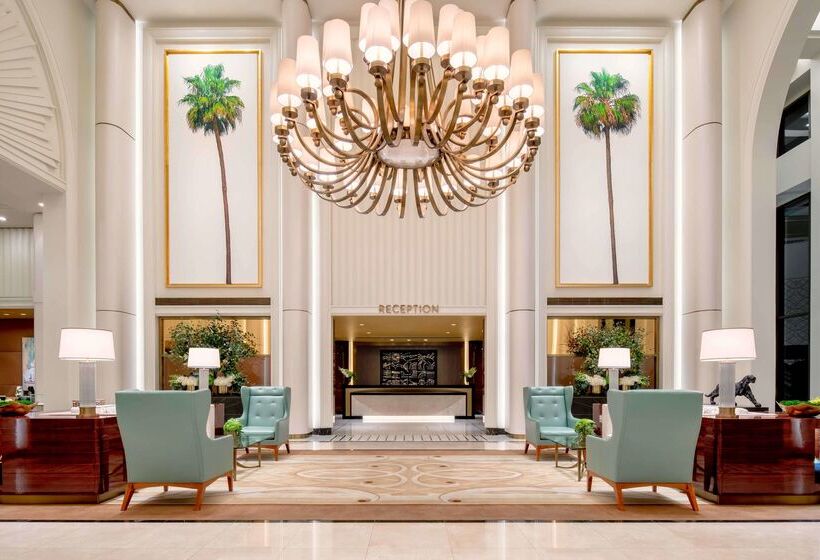 Отель Waldorf Astoria Beverly Hills