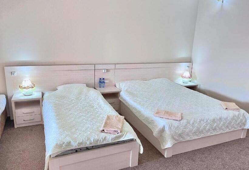 בית מלון כפרי Zarina Samarkand