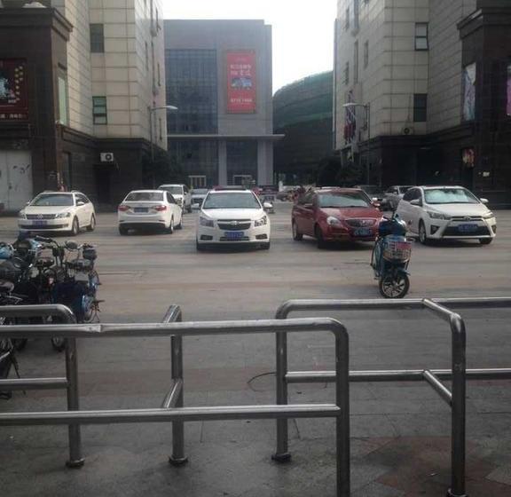 호텔 Hanting  Shanghai Songjiang University Town