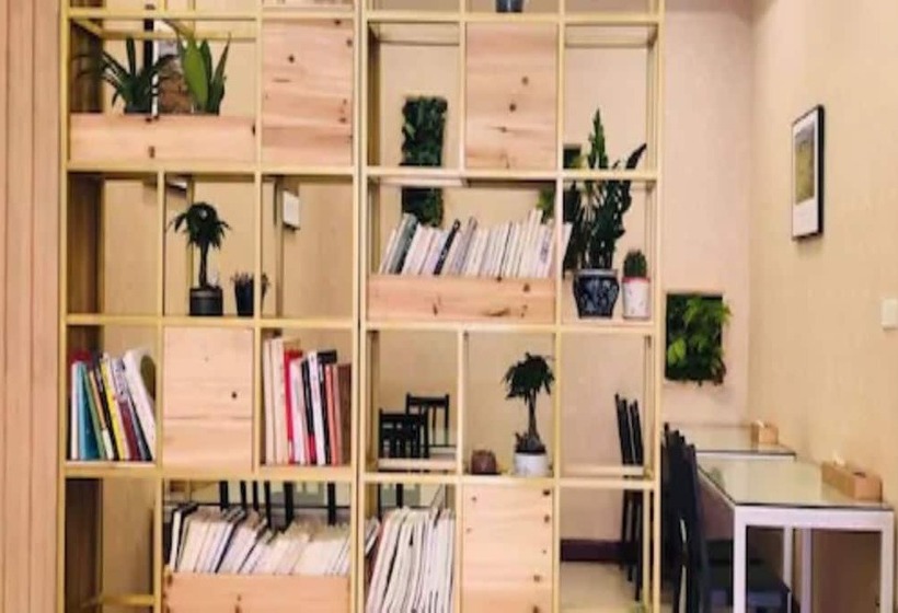 Vienna Hotel Shenzhen Bao An Fanshen Metro Station