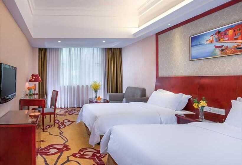 Vienna Hotel Shenzhen Bao An Fanshen Metro Station