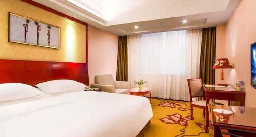 Vienna Hotel Shenzhen Bao An Fanshen Metro Station