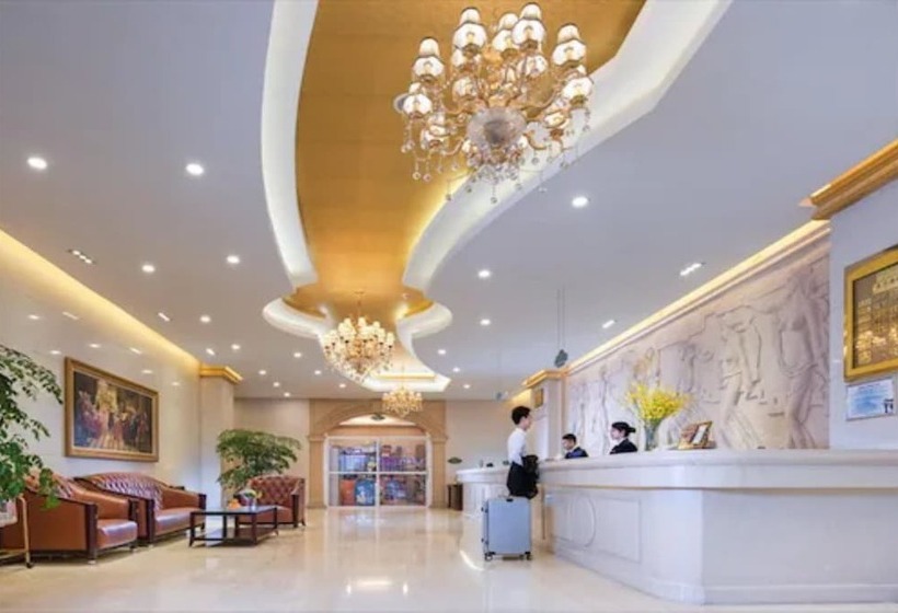 Vienna Hotel Shenzhen Bao An Fanshen Metro Station