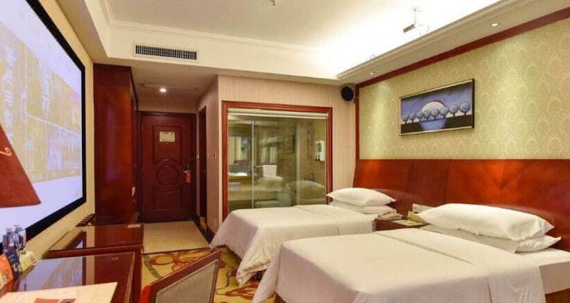 Vienna Hotel Shenzhen Bao An Fanshen Metro Station