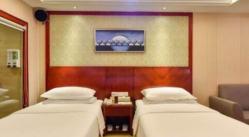 Vienna Hotel Shenzhen Bao An Fanshen Metro Station