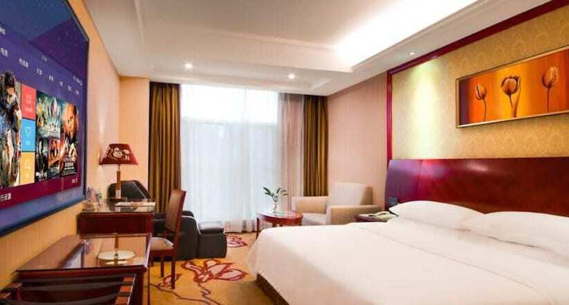 Vienna Hotel Shenzhen Bao An Fanshen Metro Station