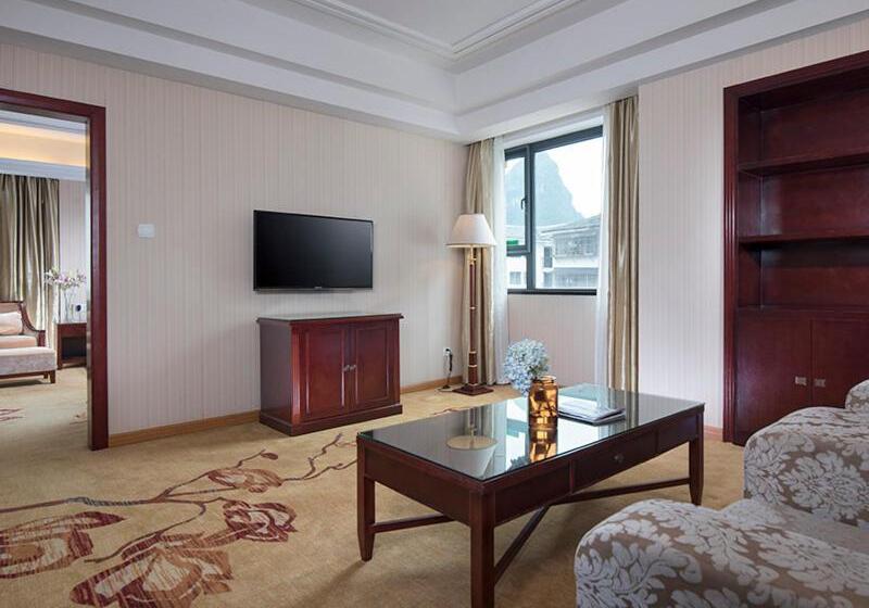 Vienna International Hotel Yangshuo West Street