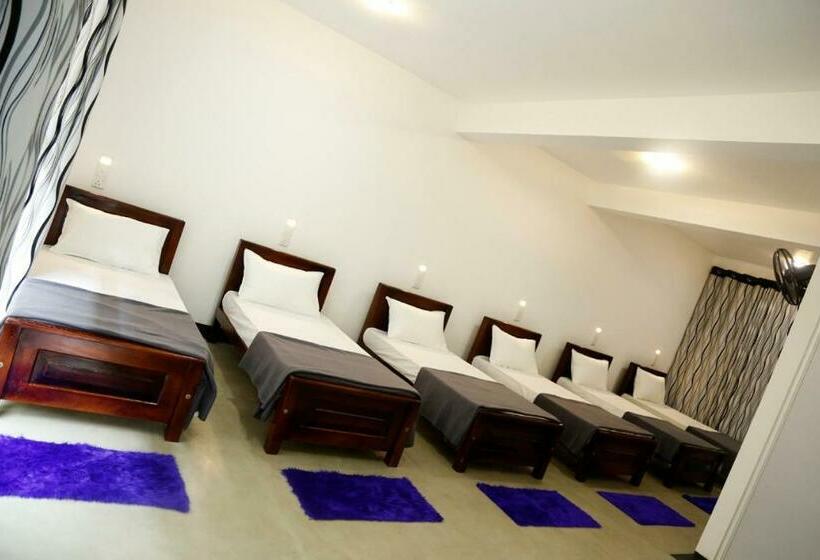 Hostel 4 Aces Hostal Ella