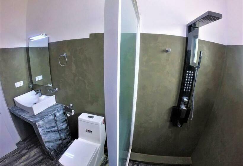 Hostel 4 Aces Hostal Ella