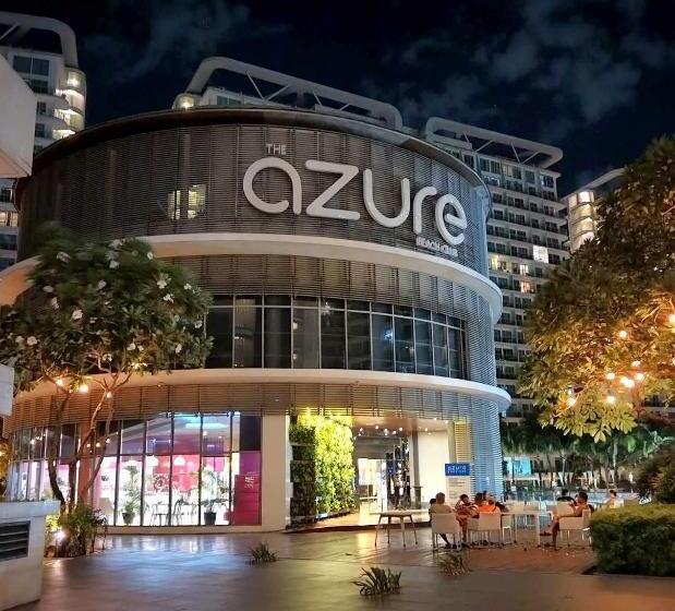 Отель Azure Paranaque Staycation By The Lush Bahamas