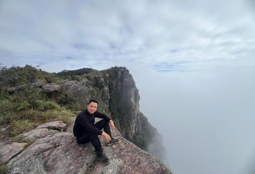 هتل Happy House Moc Chau