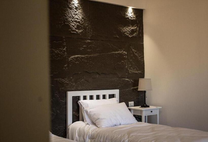 هتل Saraya Locanda