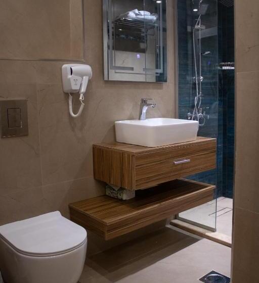 هتل Saraya Locanda