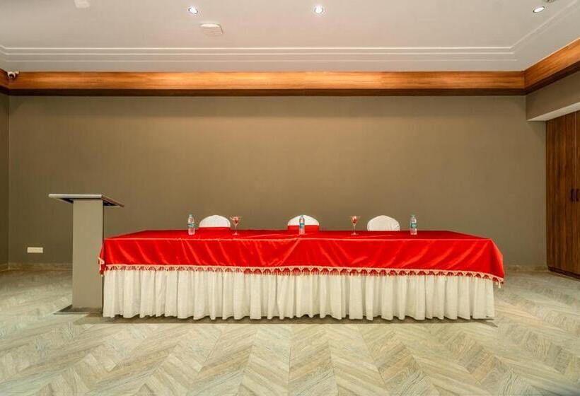 酒店 Viera Elite   Jubilee Hills