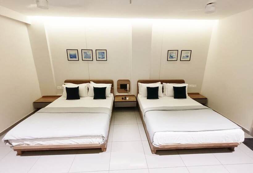 Kant By Gohotels   Near Shree Dwarkadhish Temple