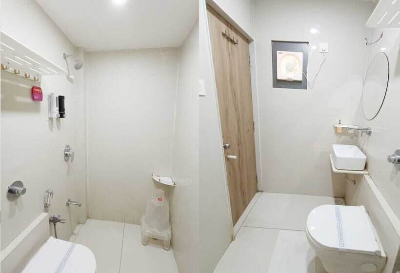 Kant By Gohotels   Near Shree Dwarkadhish Temple