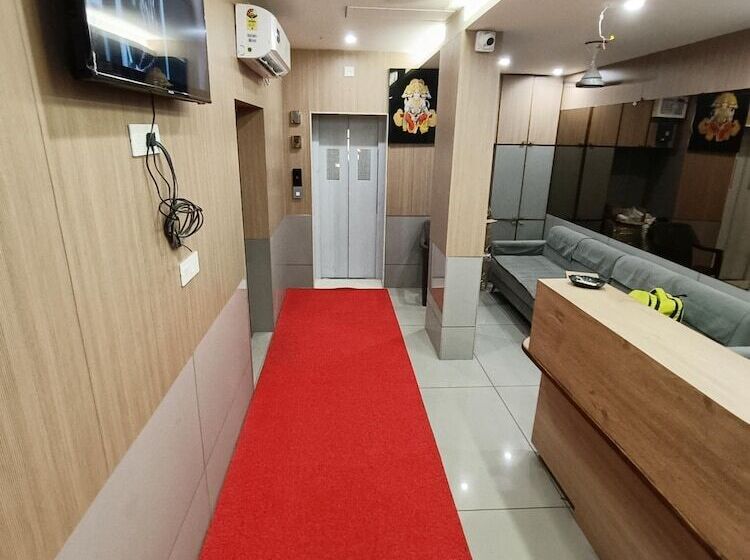 Kant By Gohotels   Near Shree Dwarkadhish Temple