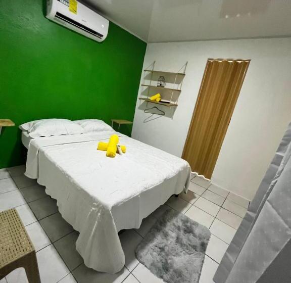 מוטל Cabinas Golfito