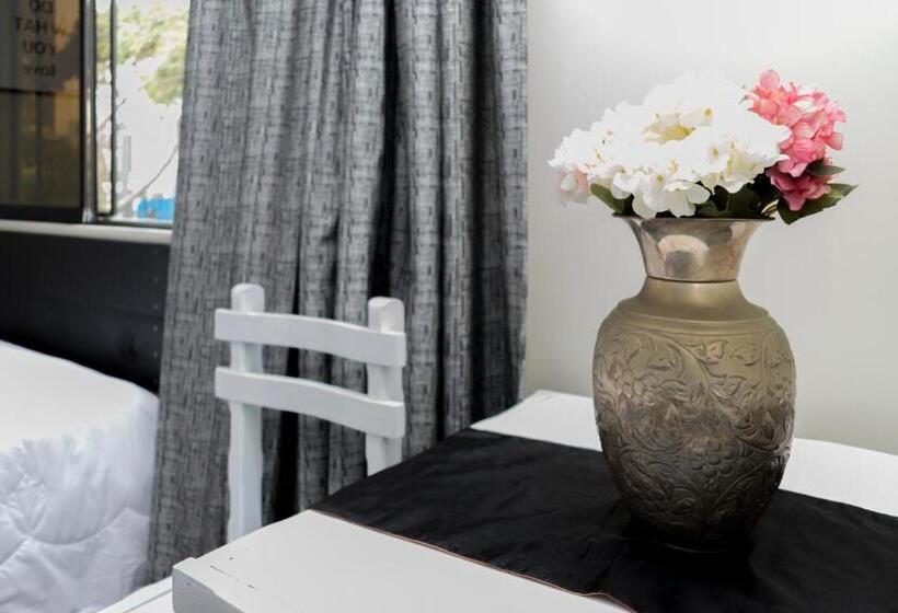 פנסיון Centric, Spacious And Petfriendly Guest House In The Best Location In Lince