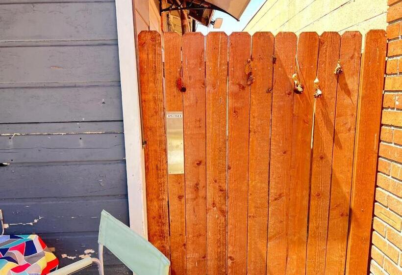 بنسيون Little Betty S Casita