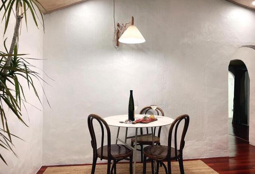 بنسيون Moonlight & Small House