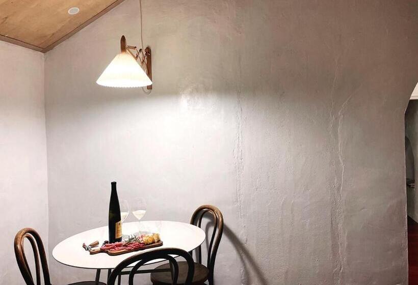 بنسيون Moonlight & Small House