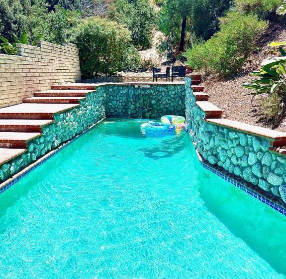 پانسیون New Modern Apt W/pool & Hot Tub In Nature