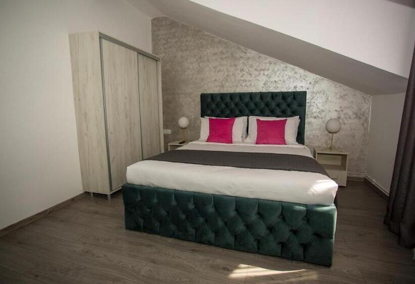 بنسيون Vsa Boutique House