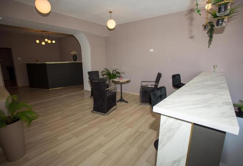 بنسيون Vsa Boutique House