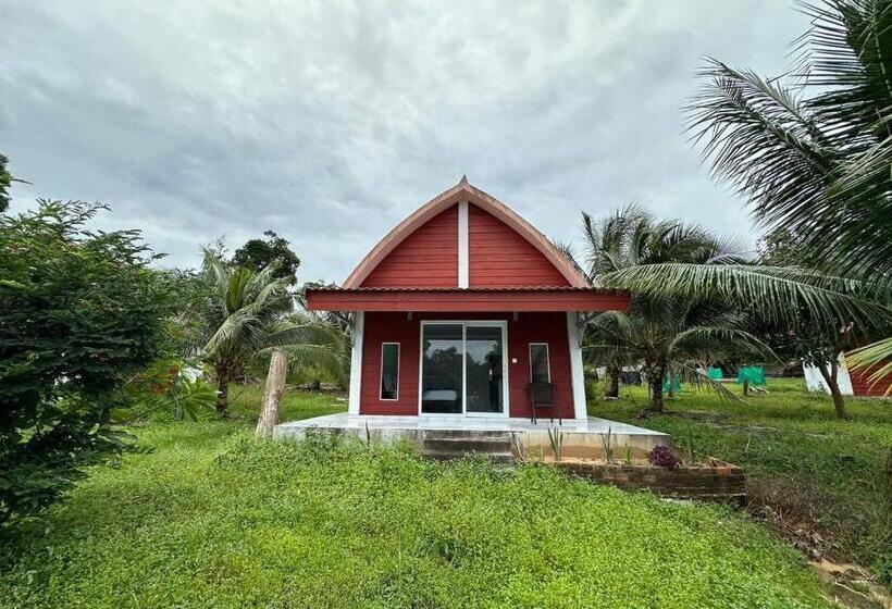 Romny Cozy Bay Resort