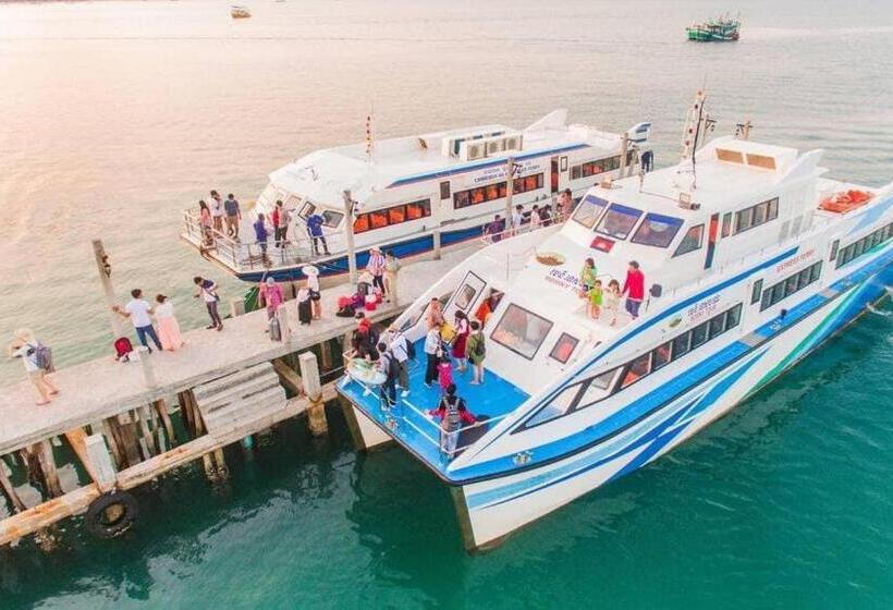 Romny Cozy Bay Resort