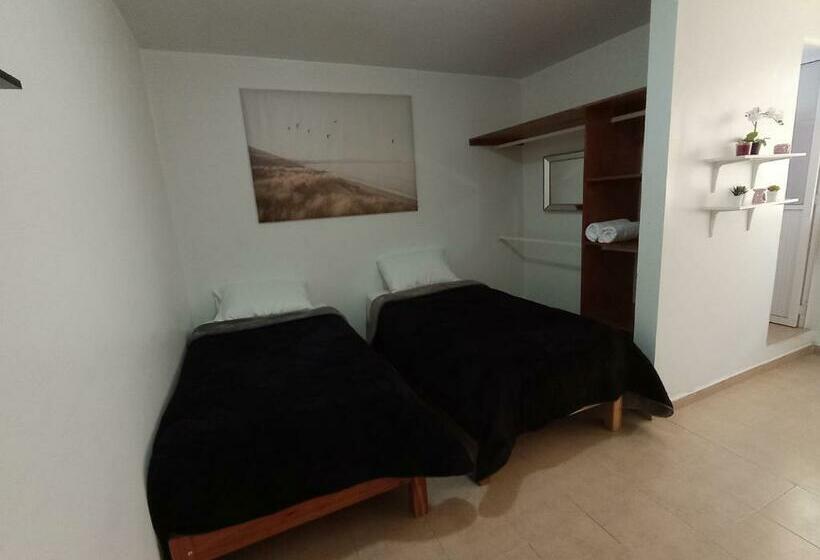 فندق صغير Hospedaje La Gloria 8