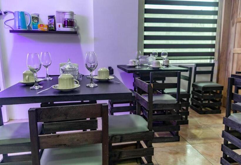 ユースホステル Poseidón Lodging Cojimies