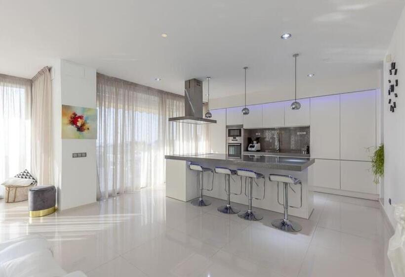 민박 Cassiopé Mer & Montagne Moonlight Spa Wellness