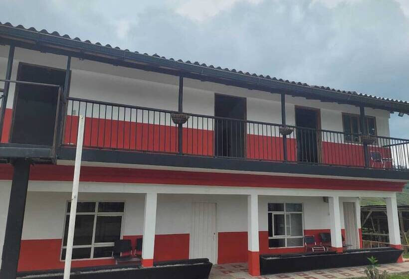 تختخواب و صبحانه Finca La Fortaleza