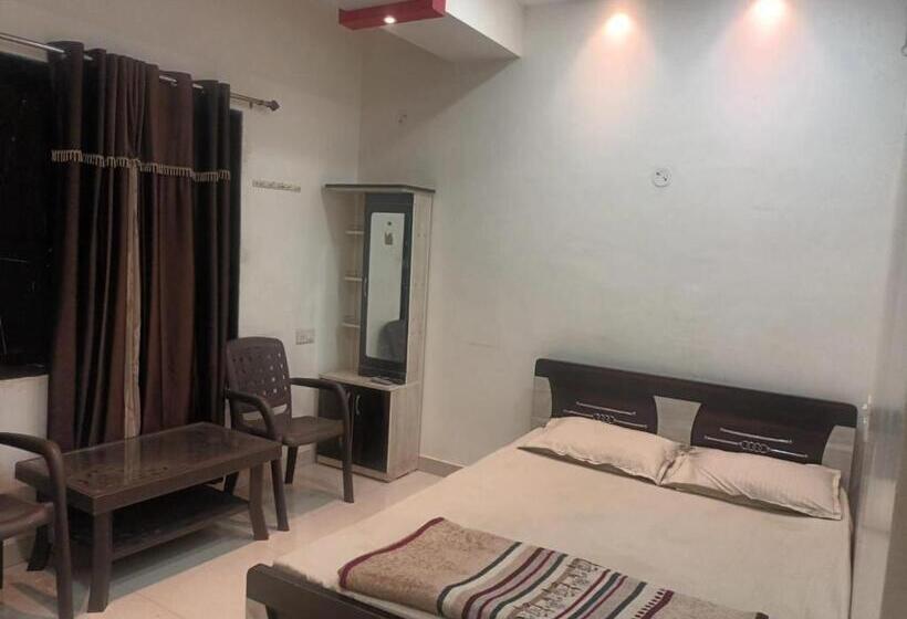 Hemprabha Bed & Breakfast, Ratnagiri