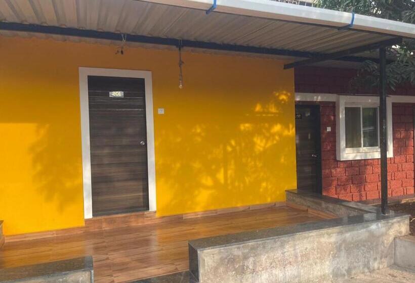 Hemprabha Bed & Breakfast, Ratnagiri