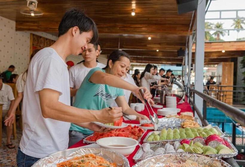 Holiday Hotel Phú Quốc