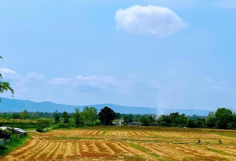 Отель คีรีศิลป์ รีสอร์ท เชียงราย